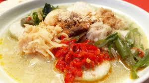 Ingin membuat menu sarapan yang sehat, nikmat, dan praktis? Resep Lontong Cap Go Meh Hidangan Peranakan Tionghoa Populer Di Indonesia