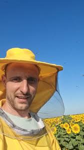 Photo by Darko Radovanović (@darko.pcelar) · May 24, 2022