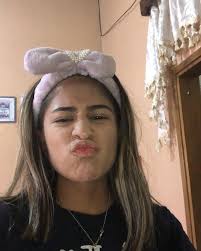 𝓑𝓻𝓲𝓽𝓷𝓮𝔂 𝓟𝓮𝓻𝓭𝓸𝓶𝓸🍷