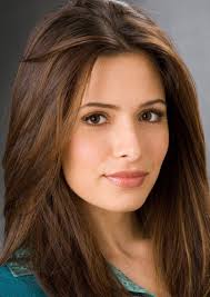 There are a lot of pretty faces in the world and sarah shahi is one of them obviously, but what's great is that so many of those pretty faces have shown that they're capable of doing more than just standing around being attractive. Sarah Shahi On Mycast Fan Casting Your Favorite Stories