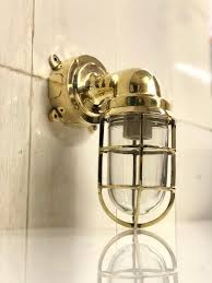 Pin On Brass Swan Shade