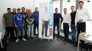 Rangnick, previously at the schalke helm between 2004 and 2005, returned in march after a successful stint leading tsg 1899 hoffenheim from the regional third level to the bundesliga. Ralf Rangnick Besucht Joblinge Auf Schalke Fussball Schalke 04