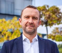 Karol Wieteska sales and marketing director OEX