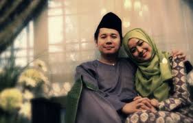 Ally iskandar + farah lee by dopefilm. Biodata Ally Iskandar Pengacara Popular Mhi Tv3 Azhan Co