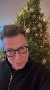 I’m really excited about this very special show! Anyone who knows me knows  I love the holidays. The idea with this show is a holiday hang and very  enjoyable evening of music to be shared with some of ...