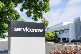 ServiceNow Stock Falls Friday: What's Going On?