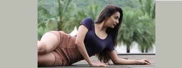 Actress heena panchal shows us all the stuff that she carries in her bag! Heena Panchal Wiki Biography Age Height Movies Birthday Family
