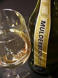 Mulderbosch Chenin Blanc Steen Op Hout Wine Of Origin Western Cape 2011 Price 14 Wine Chenin Blanc Wine Wine Bottle