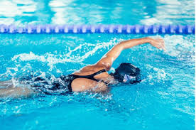Nu ne vom opri acum la tehnica stilurilor individuale de înot. Stiluri De Inot Pentru Incepatori Si Avansati Sfaturi Decathlon Articole Cu Informatii Sportive Nutritie Antrenamente