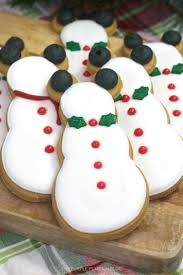 Snowman Mickey Mouse Gingerbread Cookies Cute For The Holidays Recipe Gingerbread Cookies Disney Themed Cakes Sweet Treats