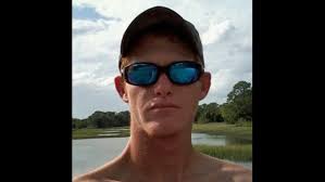 Man, 25, hit by car, killed in St. Augustine