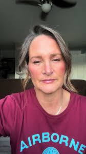 Donna Mclellan's Instagram, Twitter & Facebook