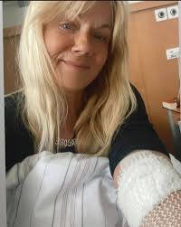 Ich suche meine Tochter Maria Esther voos jest vetter lebt in Gießen sie is  jest 15 Jahre ich bin die leibliche Mutter voos