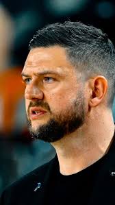 𝗘𝗔𝗚𝗟𝗘𝗦 𝗦𝗣𝗢𝗧𝗧𝗘𝗗 🦅👀 🇬🇧 Head coach Marc Steutel and Josh  Ward-Hibbert captured