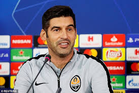 Па́улу алеша́ндре родри́геш фонсе́ка (порт. Fred S Former Manager Paulo Fonseca Backs Brazilian To Find His Feet At Old Trafford Daily Mail Online