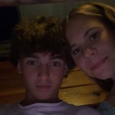 Evan Ault (@evan.ault.32)