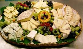Il Y A Beaucoup De Sortes De Fromages En France Ils Sont Tres Bons A Faire Eux Generalement Chaque R Plateau De Fromage Recettes De Cuisine Apero Dinatoire