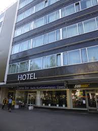 This hotel is 2.2 mi (3.6 km) from messe berlin and 2.5 mi (4.1 km) from citycube berlin. Come Inn Berlin Kurfurstendamm Opera Zimmer Fotos Und Bewertungen Tripadvisor