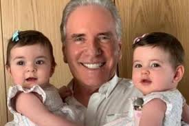Grandparents day 2020 is sunday, september 13! Dia Dos Avos 2020 Celebridades Que Ja Sao Vovos E Voce Nao Sabia Dci