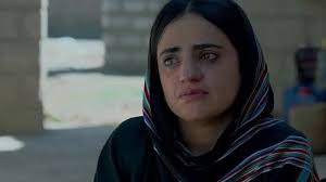 بلوچ يڪجھتي ڪميٽي جي چيئرپرسن ڊاڪٽر ماھ رنگ بلوچ کي پوليس گرفتاري کانپوء  غائب ڪري ڇڏيو.ھوء ڪوئٽہ ۾ پوليس جي بي رحمانہ فائرنگ ۾ مارجي ويل ٽن نوجوانن  جي لاشن سان گڏ