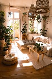 Wohntipps nach raum inneneinrichtung die besten wohntipps fürs wohnzimmer. Boho Einrichtung Mit Pflanzen In 2021 Wohnung Wohnzimmer Wohnzimmer Ideen Wohnung Zimmer Planen
