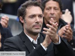 Livraison express dans le monde entier. 2021 It S Official Nicolas Bedos Leaves Social Networks Femme Actuelle Le Mag