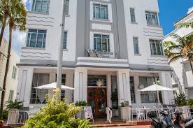 For their wedding venue, the couple chose the 1 hotel in south beach to host their nuptials. Whitelaw Hotel In South Beach Miami Beach Art Deco District South Beach Group