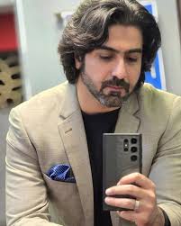 My two modes #syedalihaider #syedalihaiderofficial #instagood  #syedalihaider #syedalihaiderofficial #syedalihaideranchor #positive #love  #anchor #interview #happy #positivity #life #inspiration #quotes #happiness  #loveyourself #like #follow #goodvibes ...