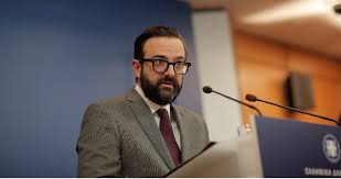 Ο χρήστος ταραντίλης είναι καθηγητής διοικητικής επιστήμης και λήψης αποφάσεων στο τμήμα διοικητικής επιστήμης και τεχνολογίας του οικονομικού πανεπιστημίου αθηνών. Xrhstos Tarantilhs Oi Polites Blepoyn Kai Krinoyn Embolos