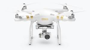 Dji Phantom 4k Un Drone Bon Marche Capable De Filmer En Uhd Drone Dji Phantom Dji Drone Dji Phantom