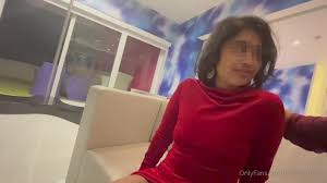 A while back a Reddit fan told me how much fun I would have with his  Bengali vixen girlfriend, and after spending a whole afternoon with her I  found he couldn’t have been more right 🥵 Finally meeting ...