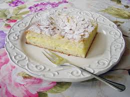The Filled Butter Cake From Germany Is A Cake That You Will Love It Is Filled With Vanilla Pudding Or Custard Can Be Varie German Desserts German Baking Food