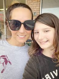 Does anyone know of a good reputable person or company who can clean a  condo? Not looking to break that bank but just need someone to come every  3-4 weeks to clean