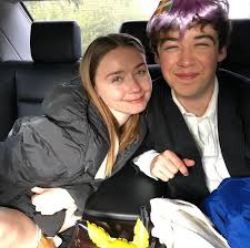 The End Of The F World Season 2 Netflix Uk Pin By Nrzldh On Teotfw In 2020 End Of The World Jessica Barden Couples
