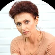 Priszeia P Email & Phone Number