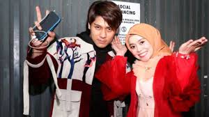 Kedekatan antara rizky billar dengan lesti kejora makin hari makin kentara, kabar seputar. Banyaknya Fans Rizky Billar Dan Lesti Kejora Bikin Pengusaha Ini Kaget Showbiz Liputan6 Com