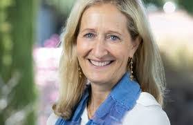 Stephanie Cornell's Instagram, Twitter & Facebook