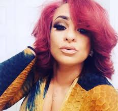 Aida Roque's Instagram, Twitter & Facebook