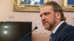 Gary Salsman's Instagram, Twitter & Facebook