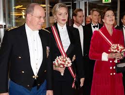 La princesse n'a pas été vue à monaco depuis le mois de janvier, souligne le dailymail. La Princesse Charlene De Monaco
