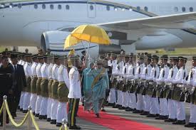 Wmkd) is an airport that serves kuantan, a city in the state of pahang, malaysia. Al Sultan Abdullah Tiba Di Klia Untuk Istiadat Lafaz Sumpah Jawatan Agong Ke 16
