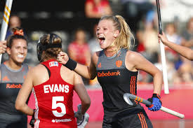 Caia jacqueline van massakker, née le 5 avril 1989 à la haye, est une joueuse de hockey sur gazon néerlandaise qui. Caia Van Maasakker Vol Vertrouwen Weten Echt Wel Wat We Kunnen