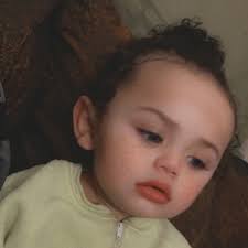 Stream Mary Elizabeth Weed music