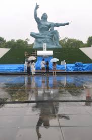 The manga series 高身長の後輩（女）と低身長の先輩（男）が恋愛に発展するまで has a total of 24 works posted. Zae9jbigjdnunm