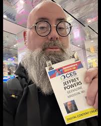 Jeffrey Powers (@geekazine) • Instagram photos and videos