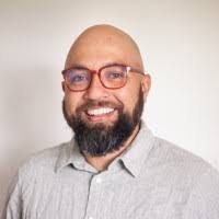 Tim Apodaca's Instagram, Twitter & Facebook