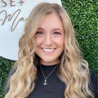 Kristen Dugger's Instagram, Twitter & Facebook