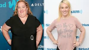 Mama june checks into rehab and shares details of her drug addiction. Mama June S Amazing Weight Loss Transformation A Complete Timeline From 460 Pounds To 160 Entertainment Tonight