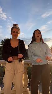 Tik Tok Pinterest Funny And Cute Video In 2020 Choreography Videos Dance Videos Dance Choreography Videos