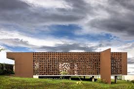 Gallery Of Clara House Sainz Arquitetura 1 Architecture Facade Architecture Facade Design